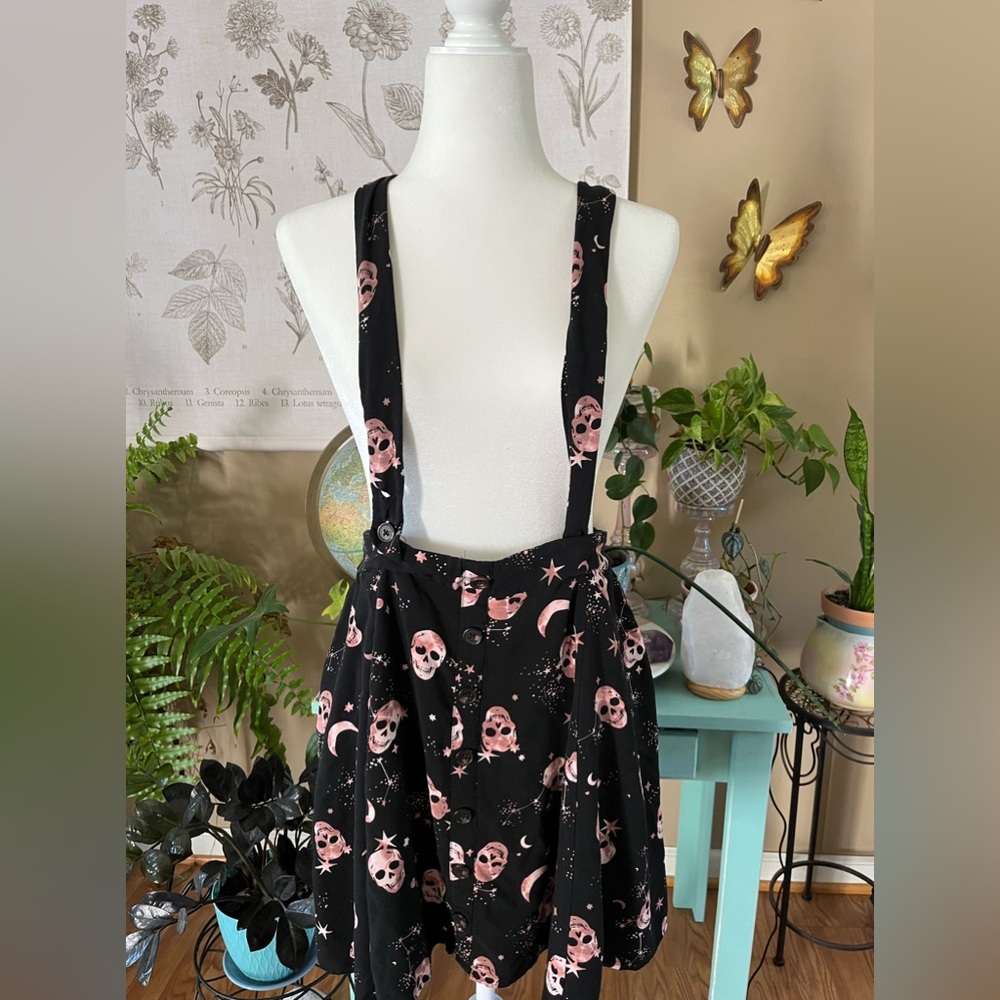 Torrid Women’s Plus Size Suspender Skirt/Dress SZ 1 Skull